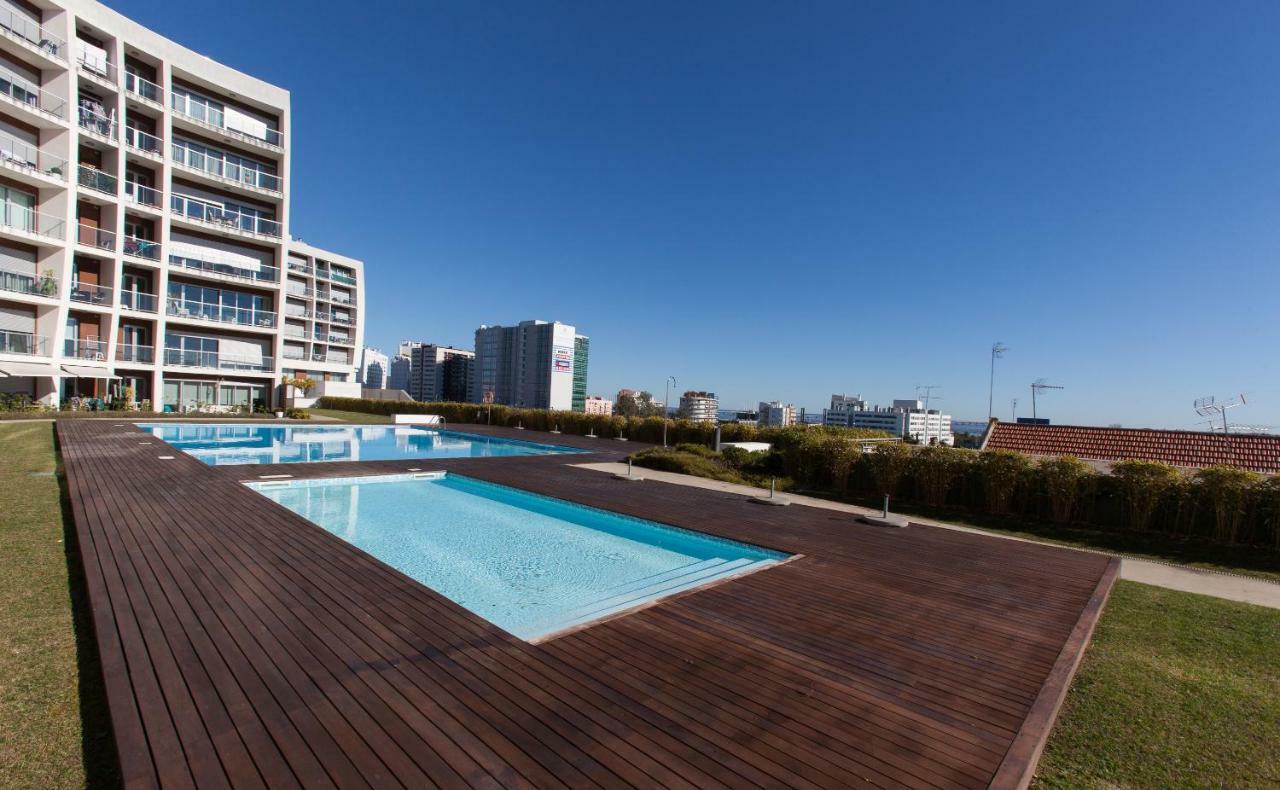 Charming Apartment With Balcony & Pool Lisboa Εξωτερικό φωτογραφία
